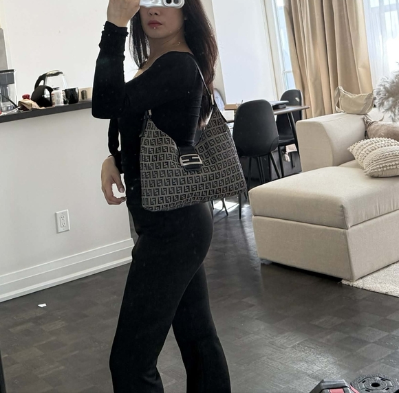 SOLD!! Fendi vintage Zucchino shoulder bag - Picture 12 of 16